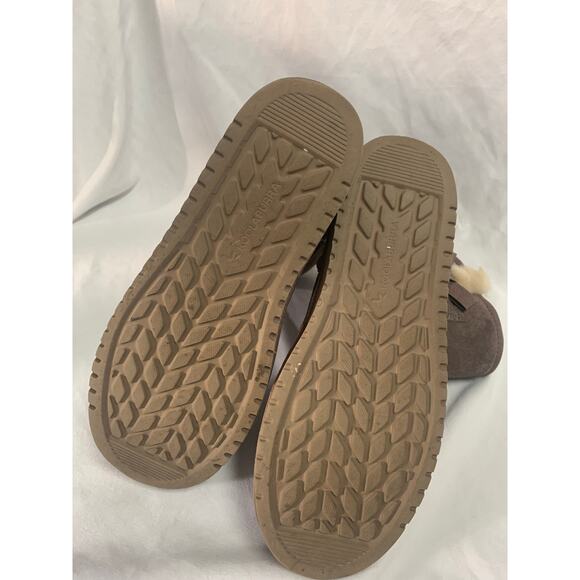 Koolaburra by UGG Koola Short Bow Shearling Boots – Size 8 - Picture 3 of 6